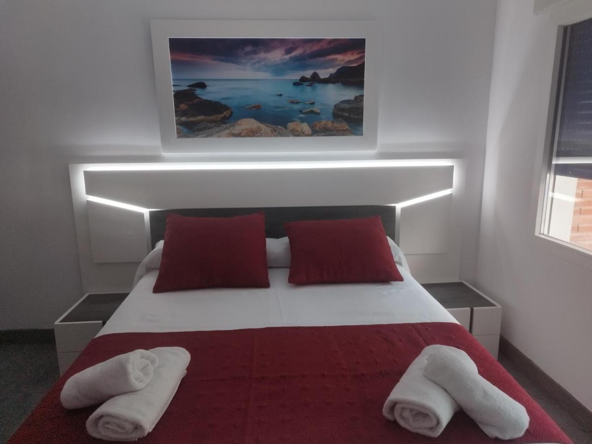 Apartamento Pie De Playa, El Puntal-Villaviciosa Вальявисьоса Экстерьер фото